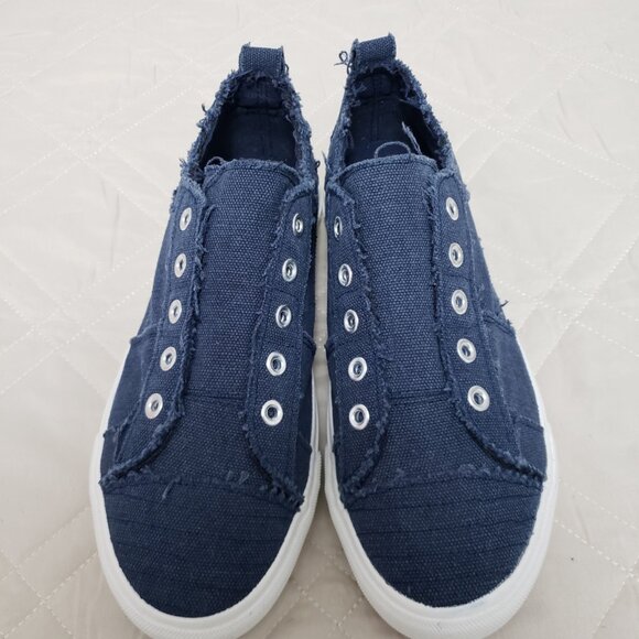 Corkys Babalu Canvas Laceless Slip-On Sneakers Navy Women's Size 8 NWT - Picture 2 of 10